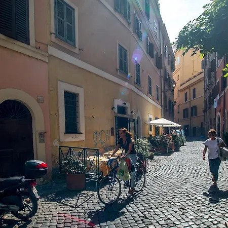 Rent In - Trastevere